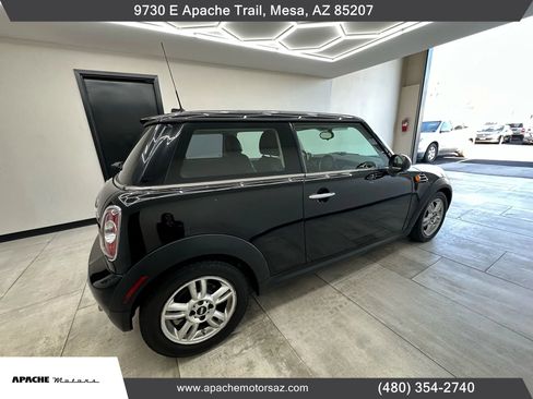 Used 2013 MINI Cooper Hardtop image 8