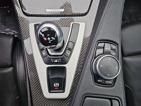 Used 2016 BMW M6 Coupe image 27