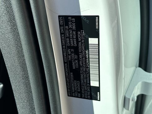 New 2026 Volvo XC60 B5 Plus w/ Climate Package image 23