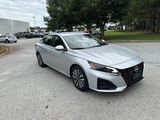 Used 2023 Nissan Altima 2.5 SV image 5