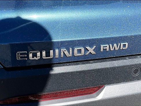 Used 2025 Chevrolet Equinox LT image 23