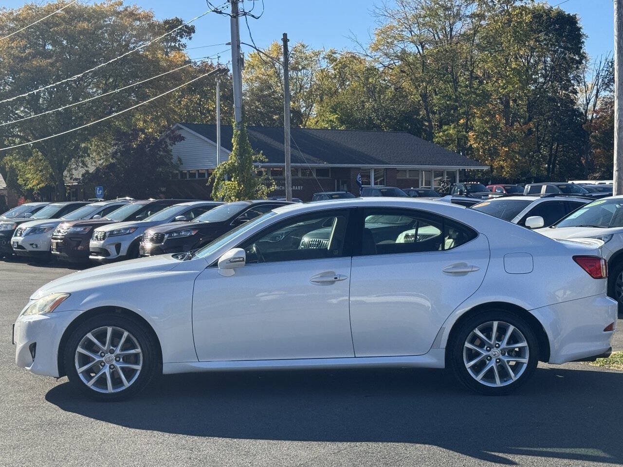 Used 2012 Lexus IS 250 AWD w/ Premium Pkg Value Edition image 4