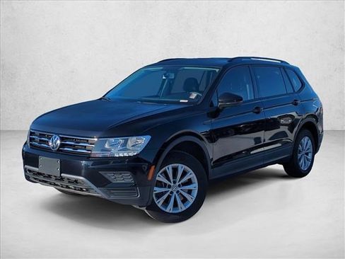 Used 2019 Volkswagen Tiguan S image 1