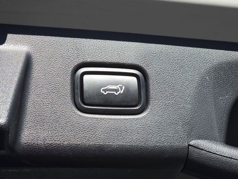 Used 2022 Hyundai Tucson Limited w/ Cargo Package image 9