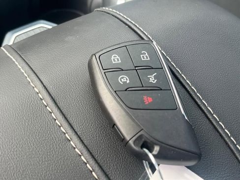 Used 2026 GMC Acadia Elevation w/ Black Edition FWD image 18