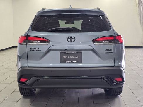 Used 2023 Toyota Corolla Cross AWD Hybrid w/ Convenience Package image 16