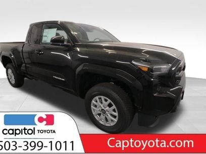 New 2025 Toyota Tacoma SR5