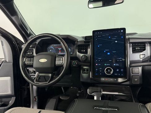 Used 2023 Ford F150 Lightning Platinum image 14