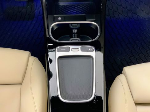 Used 2025 Mercedes-Benz CLA 250 4MATIC image 29