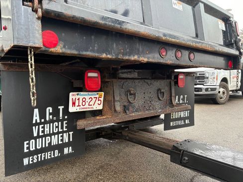 Used 2004 Chevrolet Silverado 3500 4x4 Regular Cab w/ Snow Plow Prep Package image 10