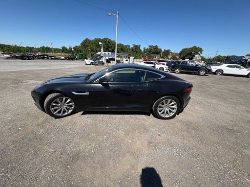 Used 2016 Jaguar F-TYPE Coupe RWD image 2