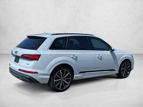 Used 2023 Audi Q7 3.0T Prestige AWD/4WD image 5