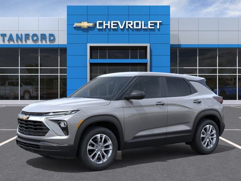 New 2026 Chevrolet TrailBlazer LS w/ LS Convenience Package FWD image 2