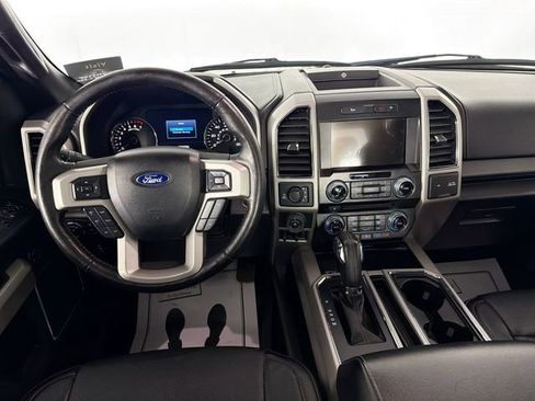 Used 2018 Ford F150 Lariat w/ Equipment Group 502A Luxury AWD/4WD image 22