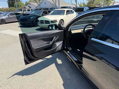 Used 2018 Tesla Model 3 Long Range RWD image 5