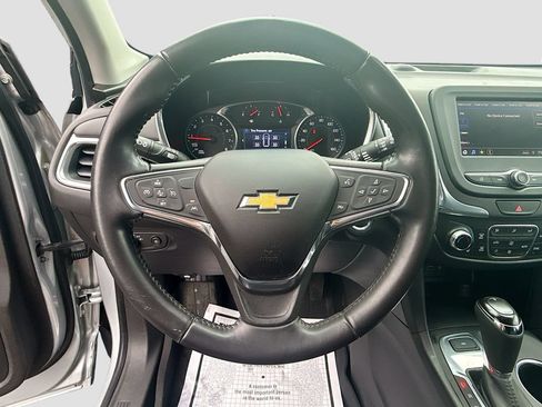 Used 2020 Chevrolet Equinox LT AWD/4WD image 14