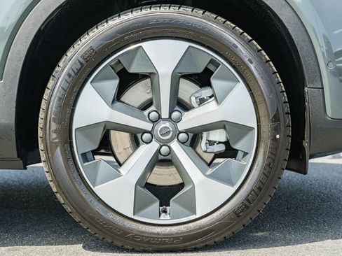 New 2026 Volvo XC40 B5 Plus w/ Protection Package Premier AWD/4WD image 19
