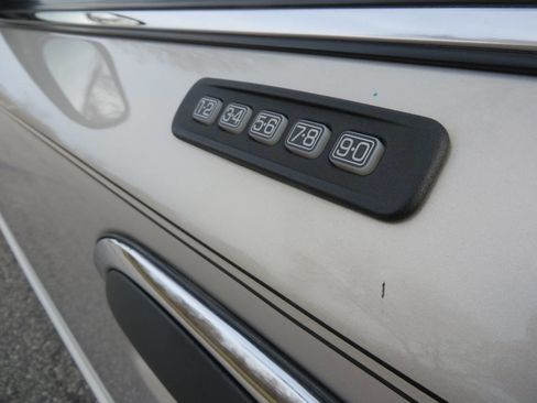 Used 2006 Mercury Grand Marquis LS image 20