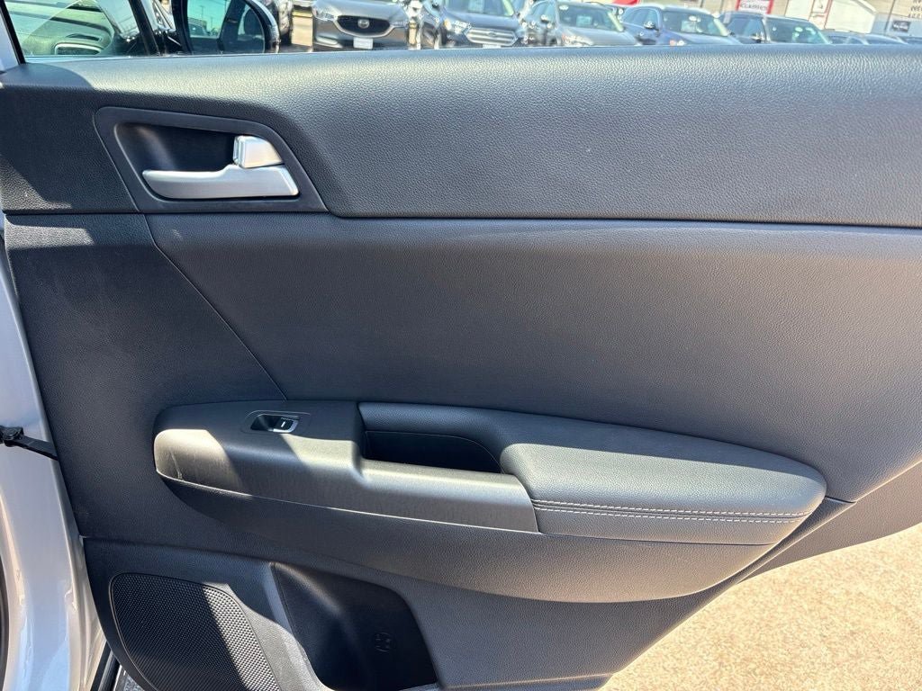 Used 2020 Kia Sportage S w/ S Sunroof Package AWD/4WD image 42
