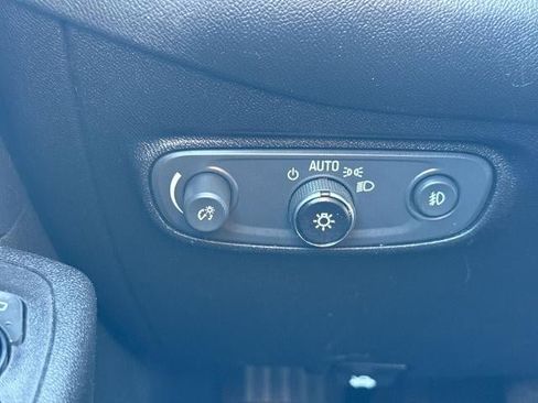 Certified 2019 Chevrolet Equinox Premier image 17