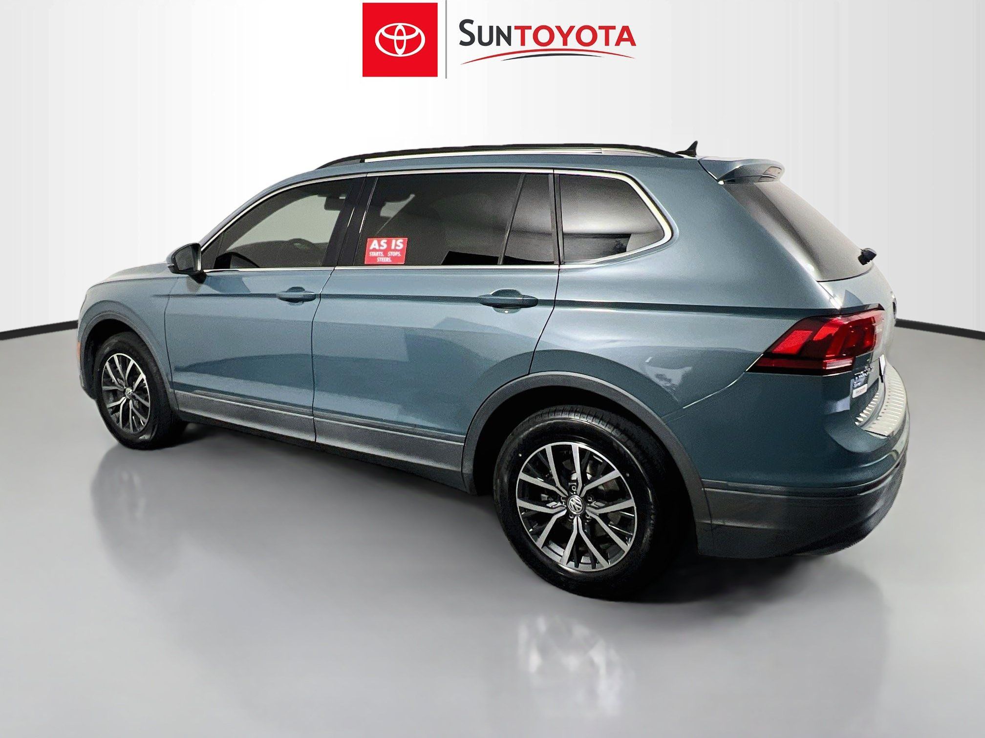 Used 2019 Volkswagen Tiguan SE w/ Panoramic Sunroof Package FWD image 6