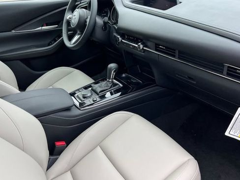New 2025 MAZDA CX-30 AWD 2.5 S w/ Preferred Package image 18