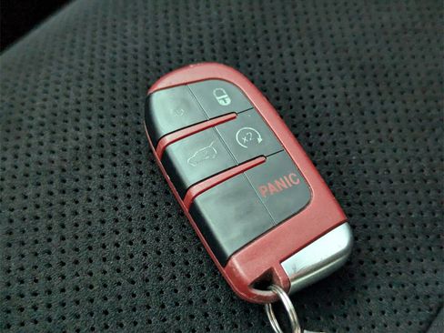 Used 2021 Dodge Durango SRT Hellcat w/ Technology Group image 26