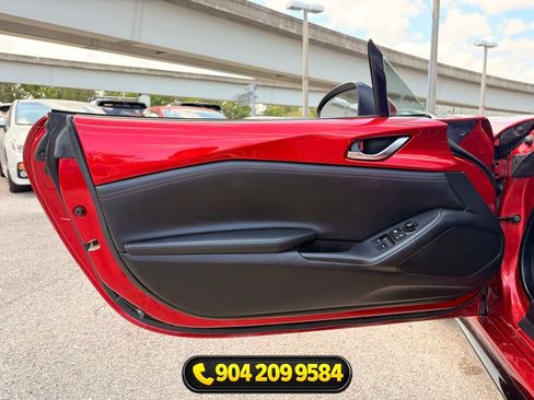 Used 2016 MAZDA MX-5 Miata Grand Touring RWD image 21