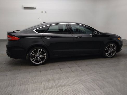 Used 2017 Ford Fusion Titanium FWD image 10