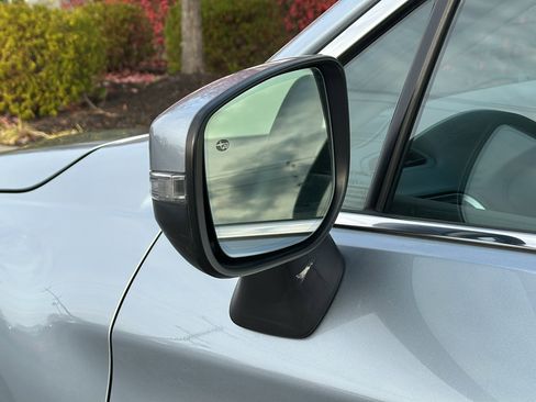 Used 2018 Subaru Legacy 2.5i Limited image 12