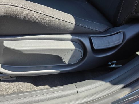 New 2025 Hyundai Elantra Sport image 17