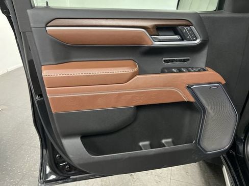 Certified 2025 GMC Sierra 1500 Denali Ultimate AWD/4WD image 23
