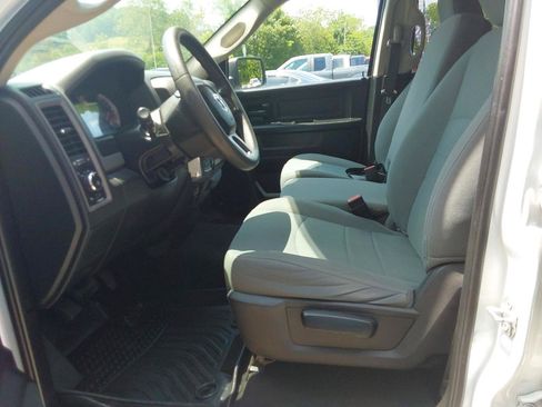 Used 2019 RAM 1500 Express w/ Express Value Package AWD/4WD image 20