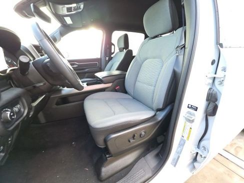 Used 2025 RAM 1500 Big Horn AWD/4WD image 14