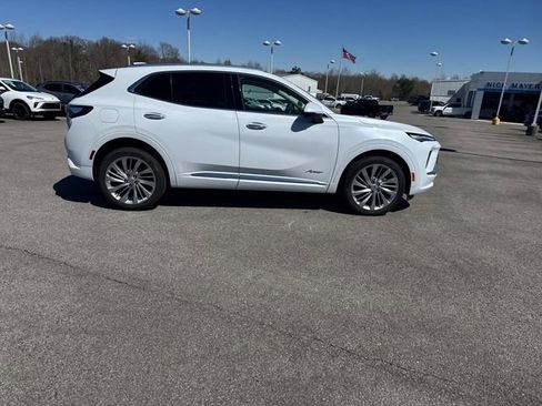 New 2026 Buick Envision Avenir image 3