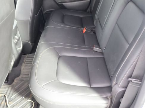 Used 2019 Chevrolet Colorado Z71 AWD/4WD image 43