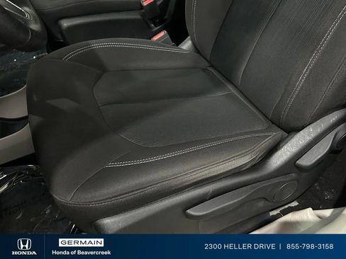 Used 2021 Chrysler Voyager L FWD image 19