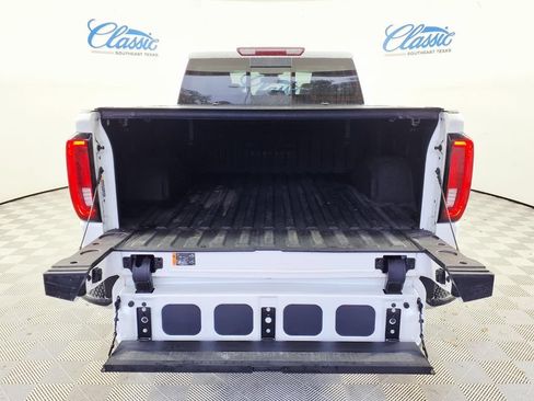 Used 2024 GMC Sierra 1500 SLT AWD/4WD image 5