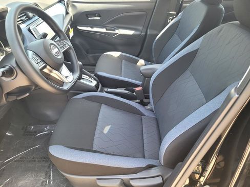 New 2025 Nissan Versa SV w/ Trunk Package FWD image 11