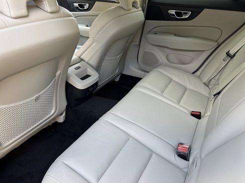 New 2025 Volvo V60 B5 Cross Country Plus w/ Protection Package Premier image 10