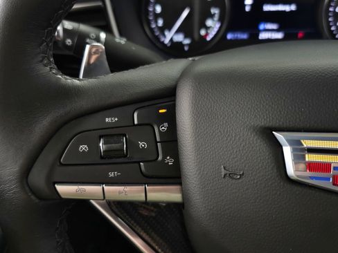 Used 2024 Cadillac XT6 Sport w/ Technology Package AWD/4WD image 25