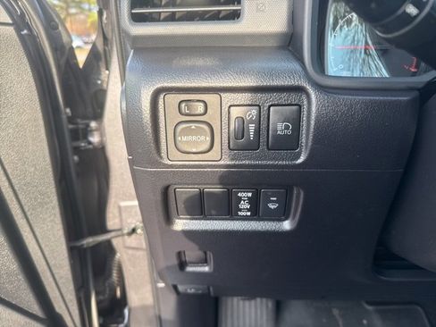 Used 2023 Toyota 4Runner SR5 Premium image 18