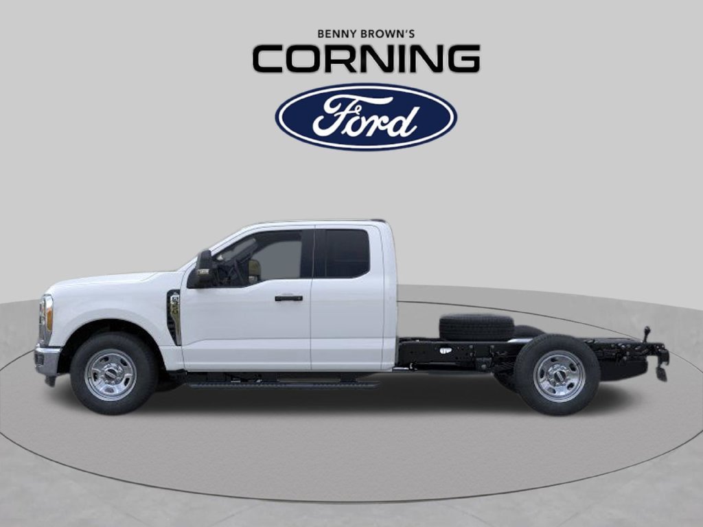 New 2025 Ford F350 XL w/ XL Chrome Package RWD image 18