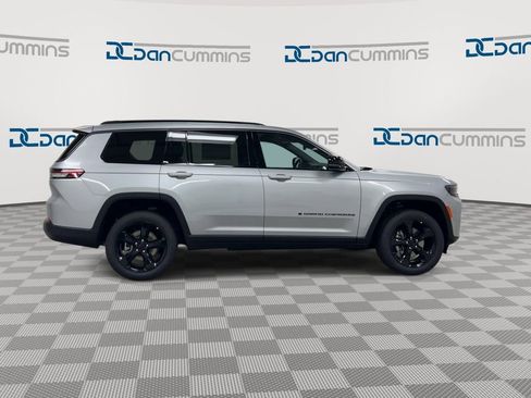 New 2026 Jeep Grand Cherokee L Limited image 9