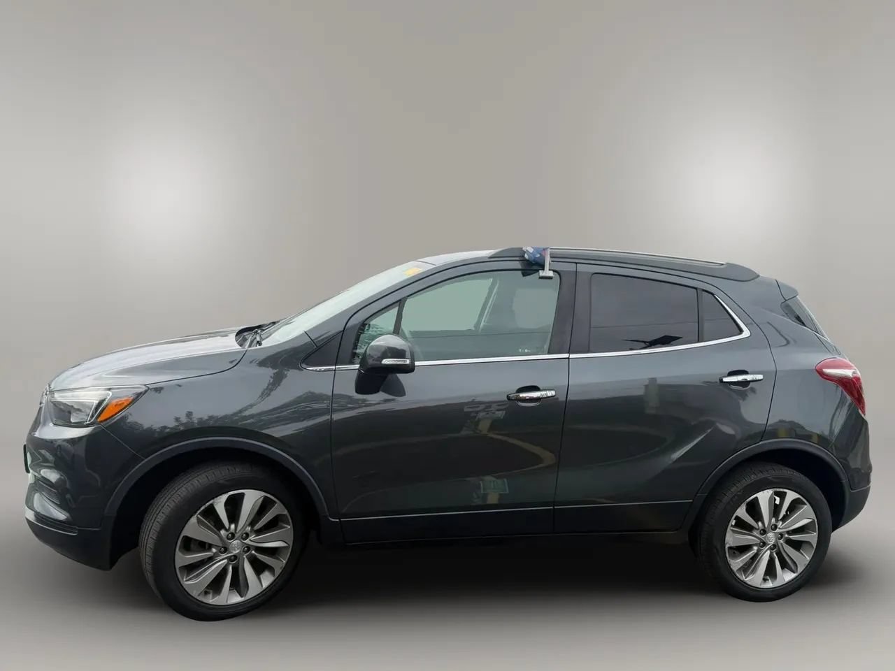 Used 2017 Buick Encore Preferred AWD/4WD image 2