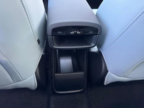 New 2026 Volvo EX30 Ultra w/ Climate Package image 10