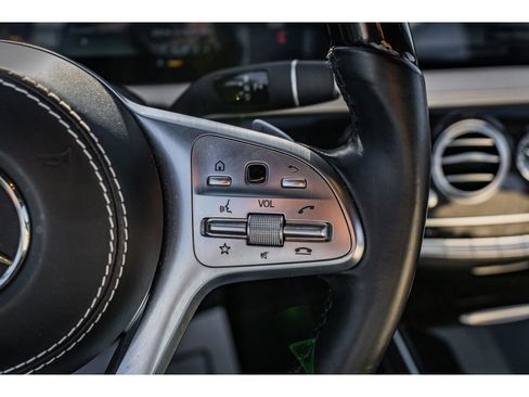 Used 2018 Mercedes-Benz S 560 4MATIC Sedan image 13