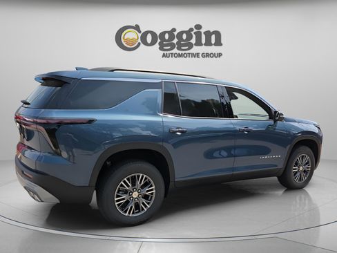 New 2026 Chevrolet Traverse LT w/ Driver Confidence Package FWD image 5