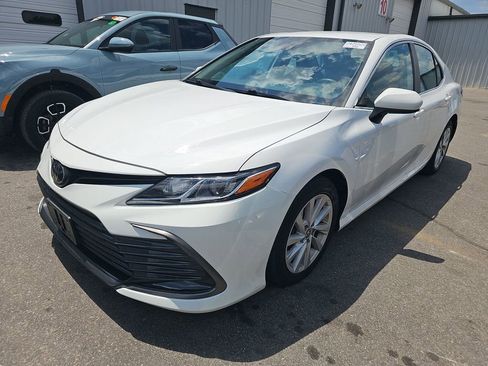 Used 2022 Toyota Camry LE FWD image 1