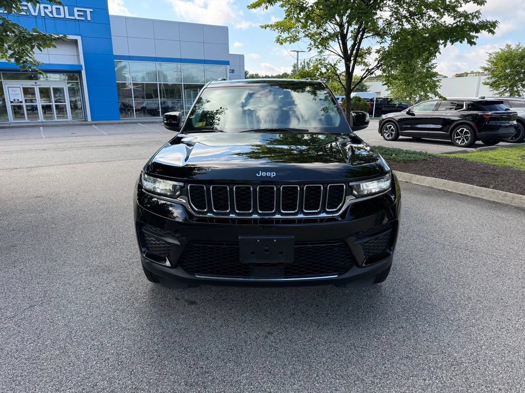 Used 2023 Jeep Grand Cherokee Laredo X AWD/4WD image 8